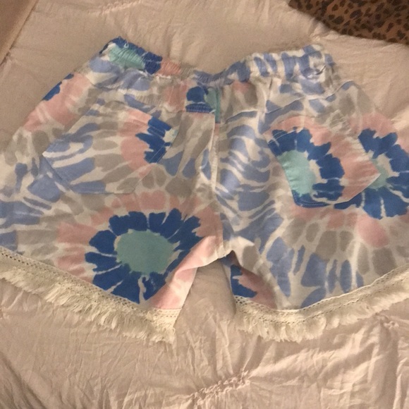 Shorts - Picture 2 of 2